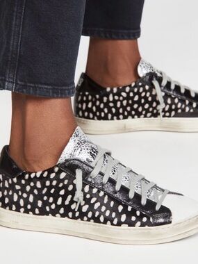 P448 Black & White Cowiena colorway Low-Top Sneakers